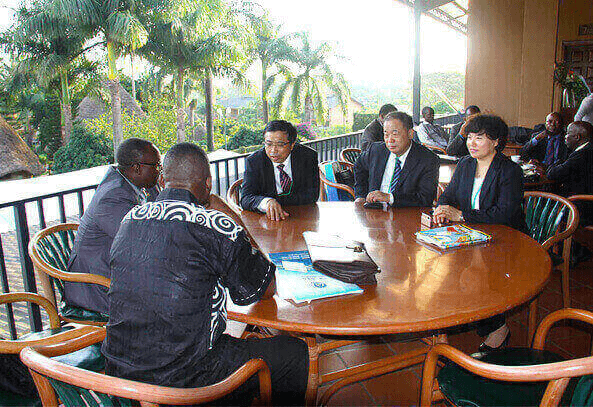 公司领导陈翠红随政府代表团前往乌干达，坦桑尼亚等非洲国家进行项目对接洽谈